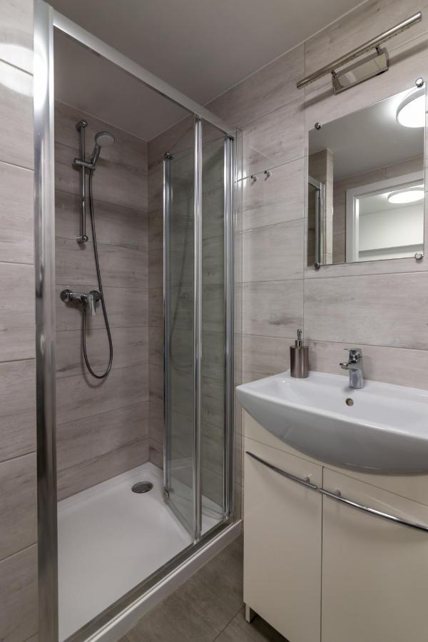Studia Przy Lotnisku Od Wroclawapartament-Pl ภายนอก รูปภาพ