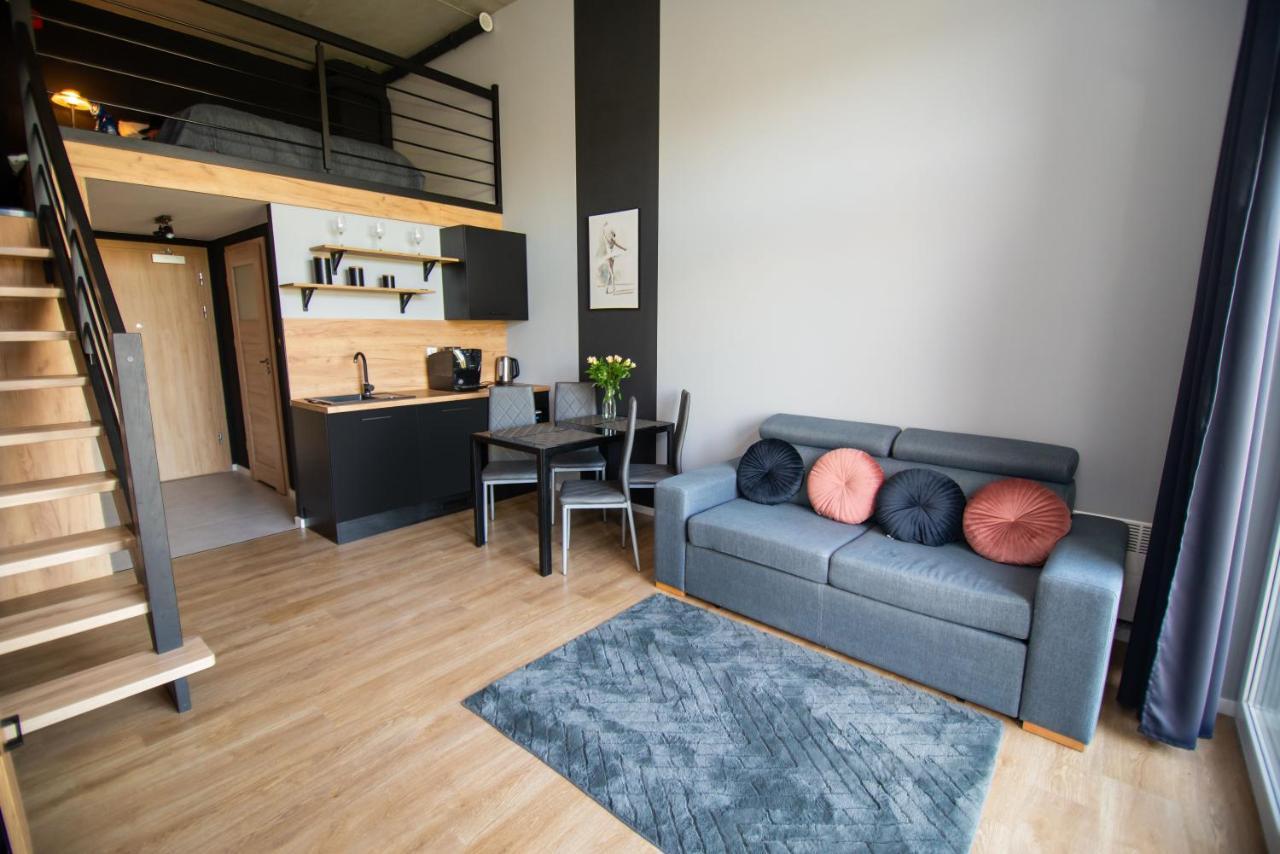 Studia Przy Lotnisku Od Wroclawapartament-Pl ภายนอก รูปภาพ
