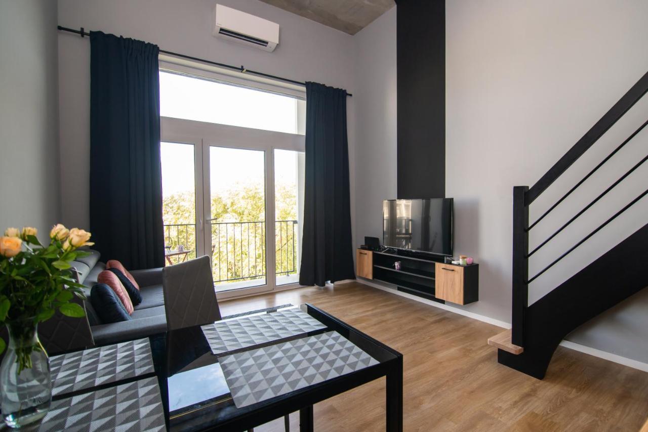 Studia Przy Lotnisku Od Wroclawapartament-Pl ภายนอก รูปภาพ