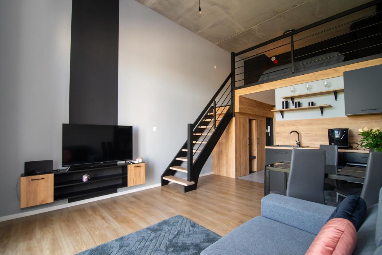 Studia Przy Lotnisku Od Wroclawapartament-Pl ภายนอก รูปภาพ